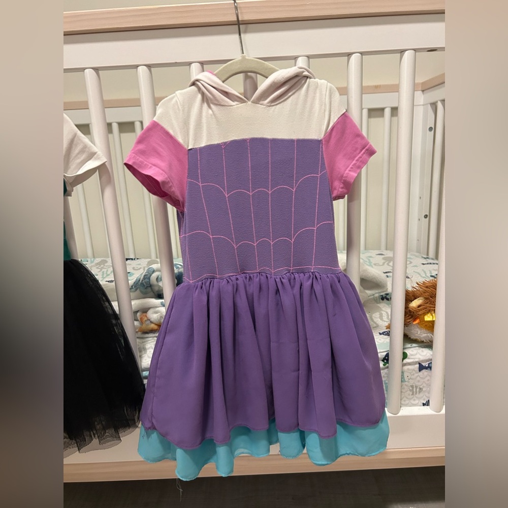 SOLD Taylor Joelle ghost spider dress